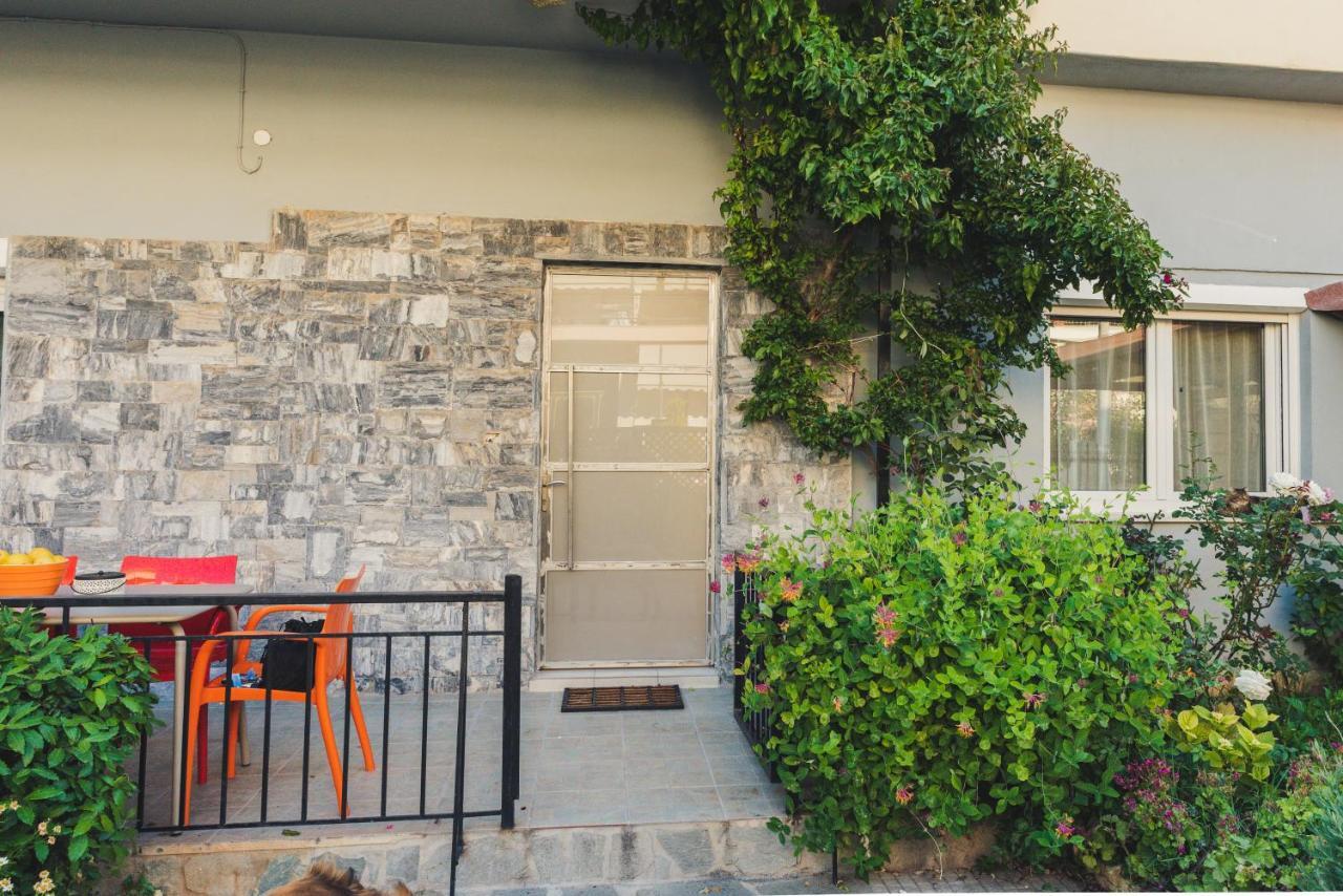Anafis Comfort Athens Exterior photo